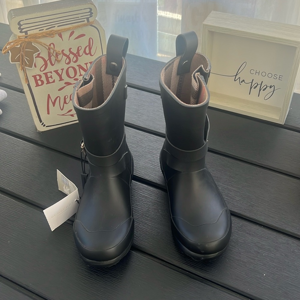 Burberry Size 27 Black Buckle Rain Boots